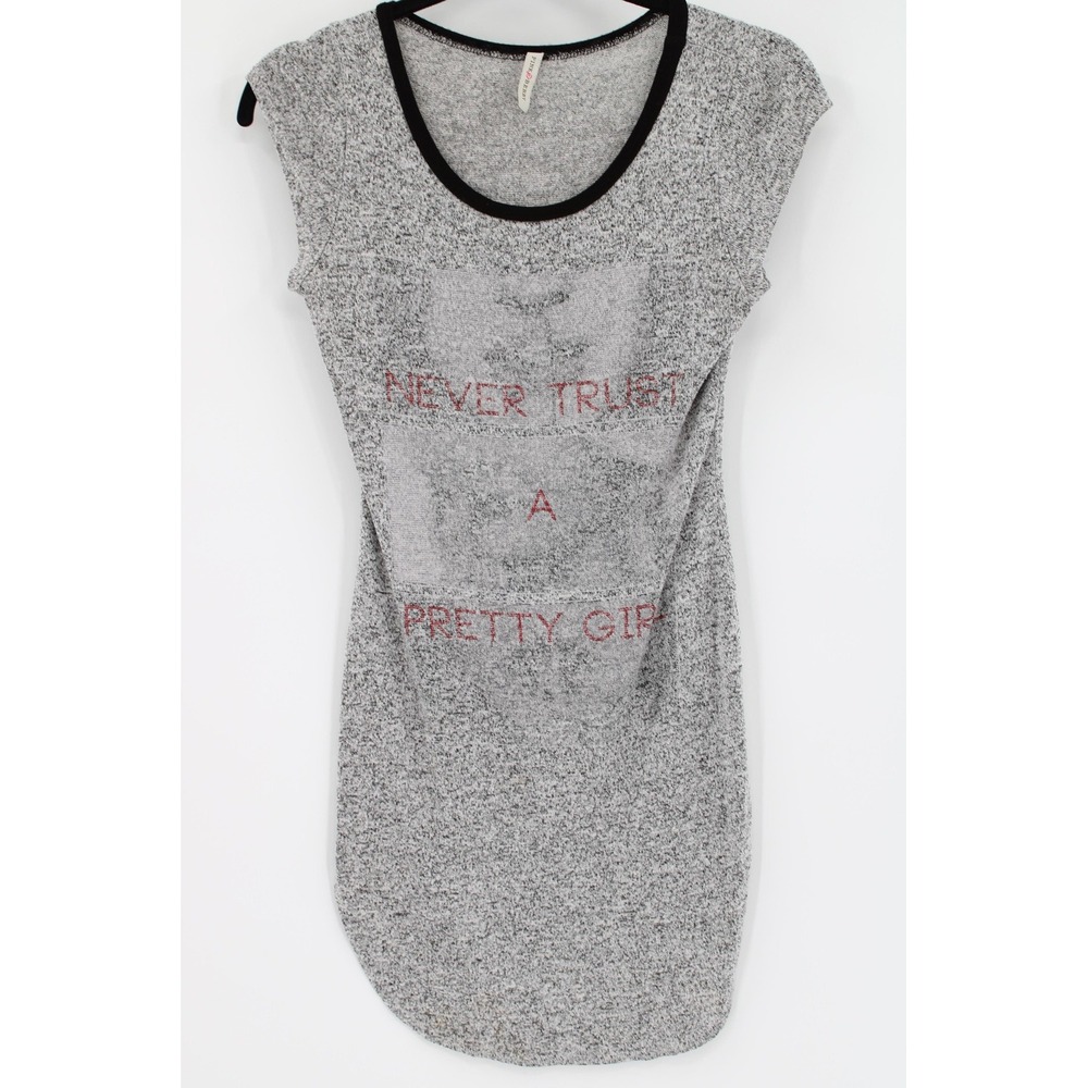 Pink Berry Shirt Womens Small Never Trust A Pretty Girl Graphic Dress Tee